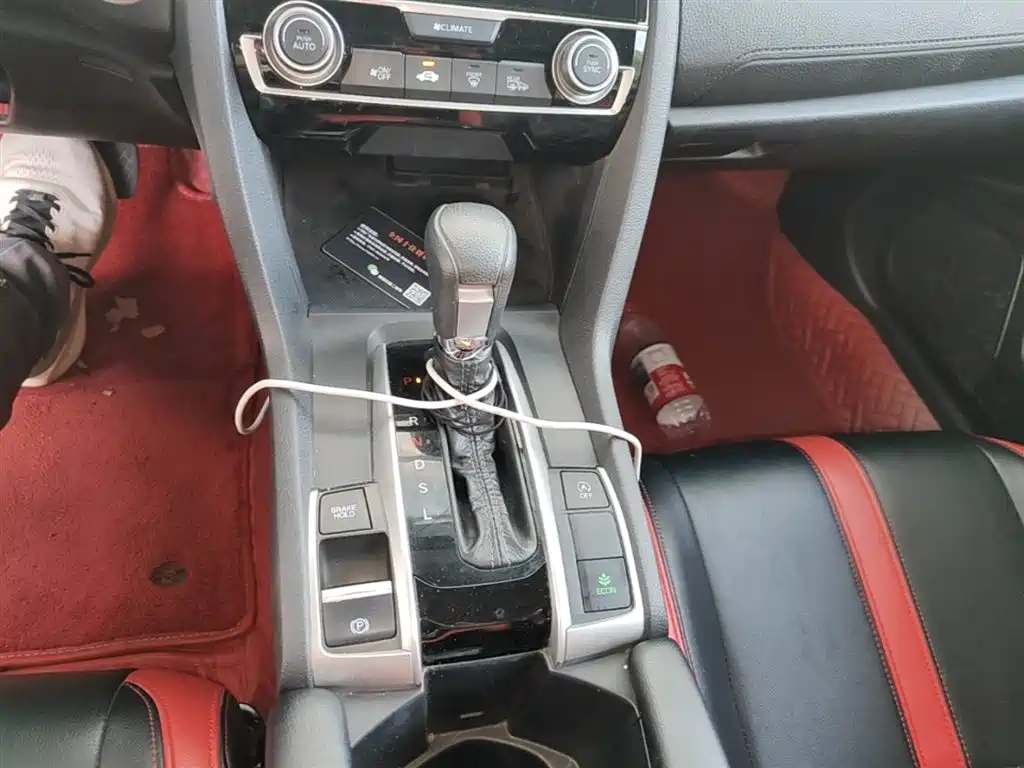 Honda Civic — фото 13