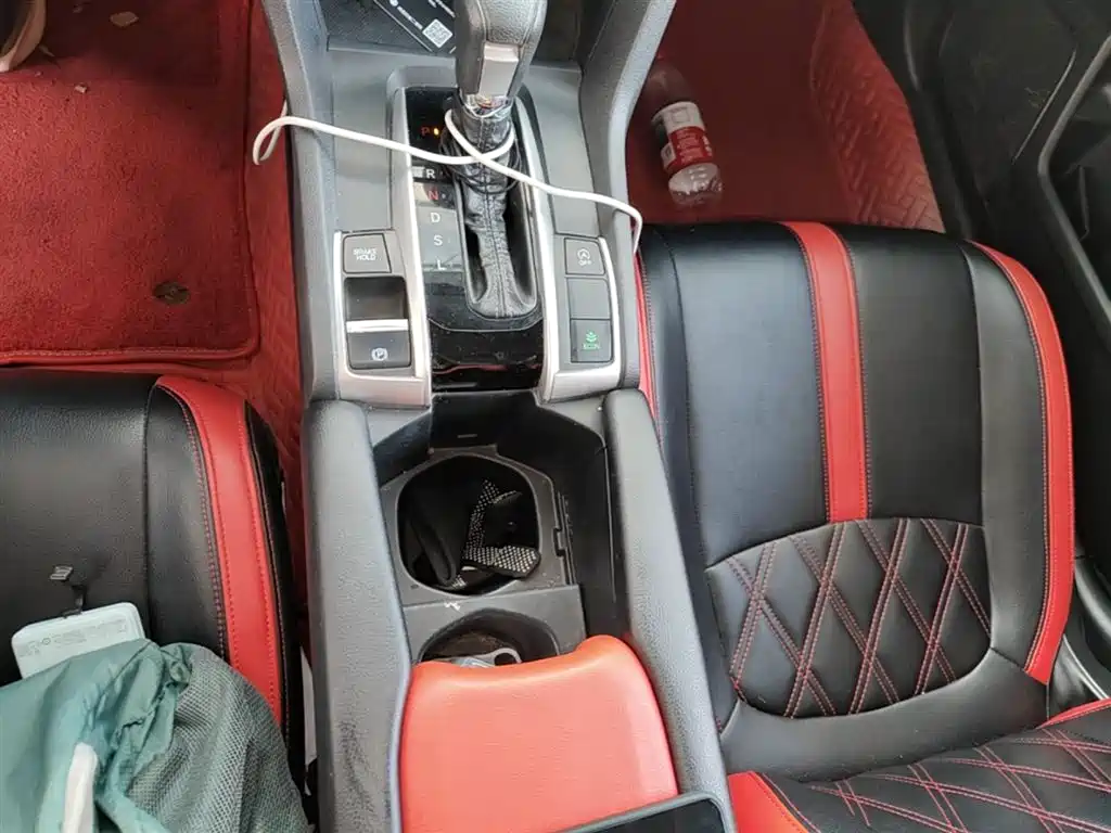 Honda Civic — фото 14