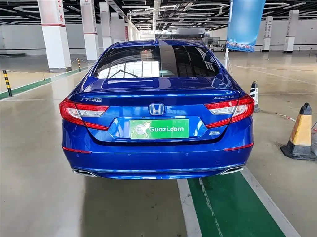 Honda Accord — фото 6