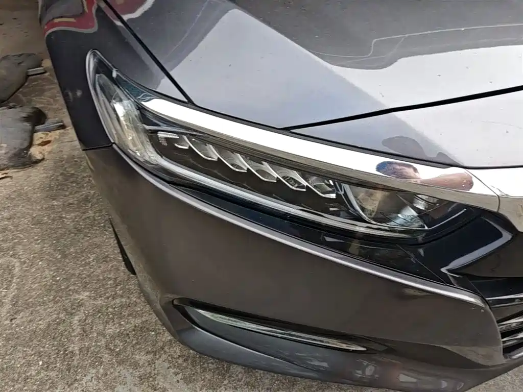 Honda Accord — фото 13