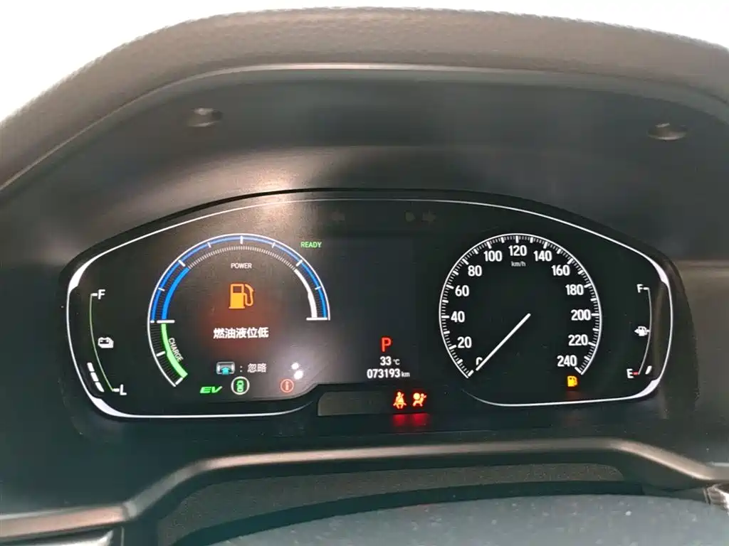 Honda Accord — фото 18