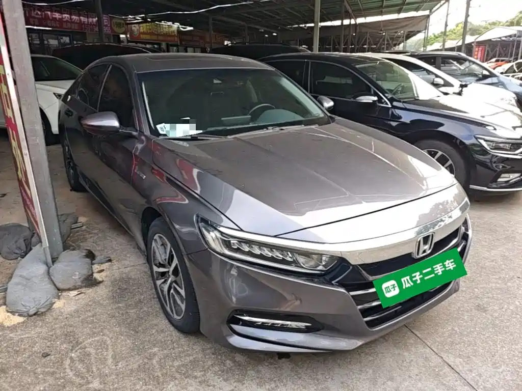 Honda Accord — фото 7