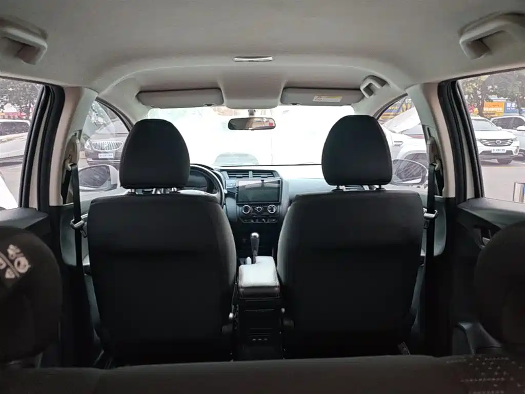 Honda Fit — фото 18