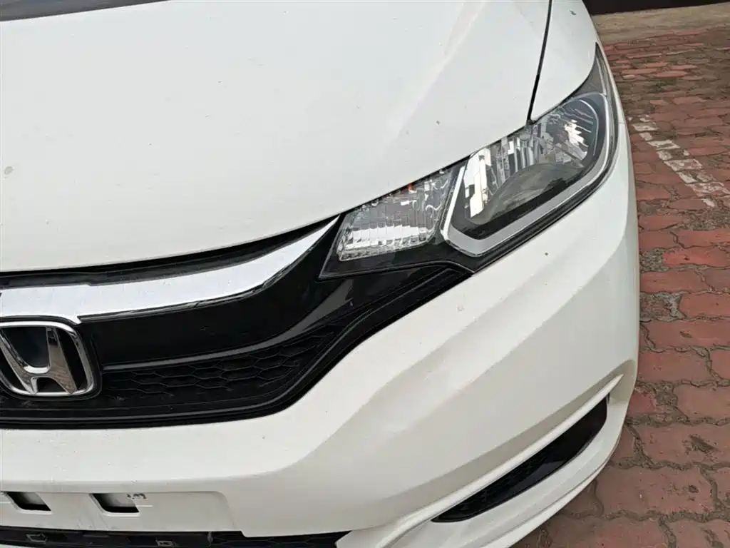 Honda Fit — фото 24