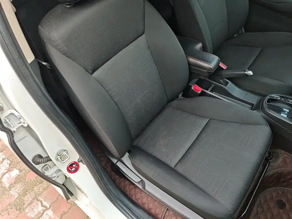 Honda Fit — фото 25