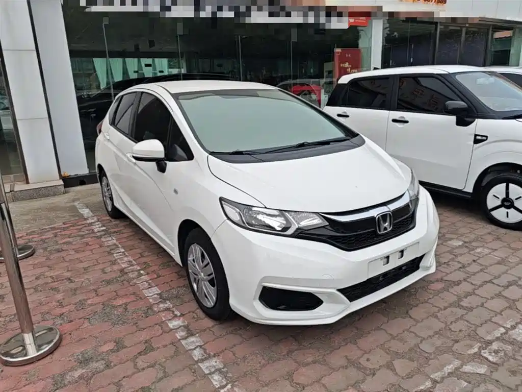 Honda Fit — фото 4
