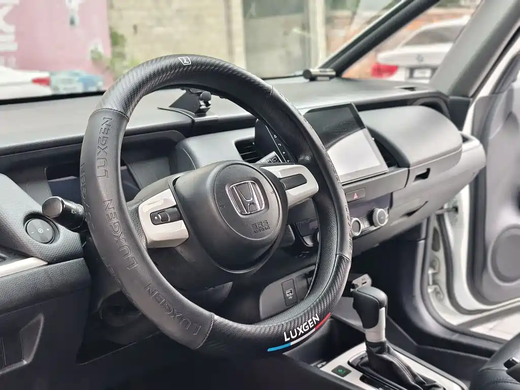 Honda Fit — фото 11