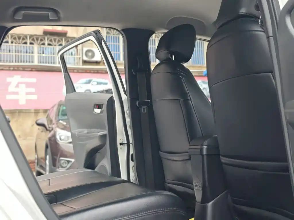 Honda Fit — фото 14