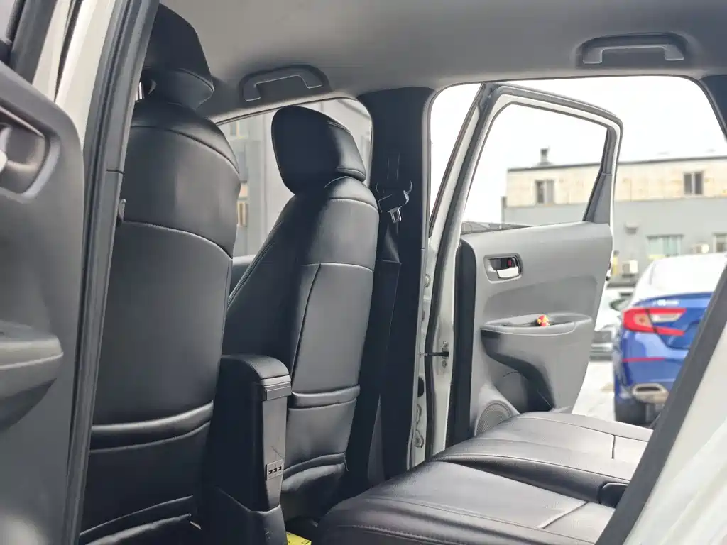 Honda Fit — фото 15