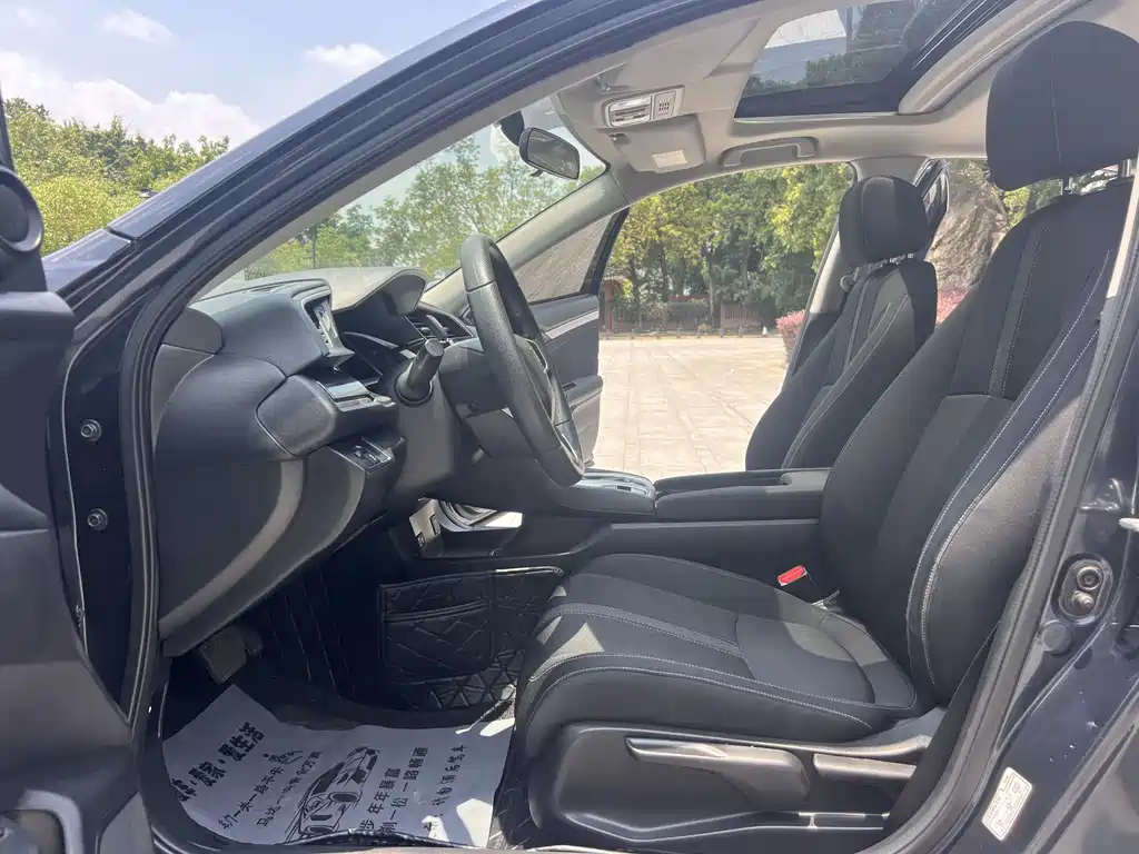 Honda Civic — фото 5