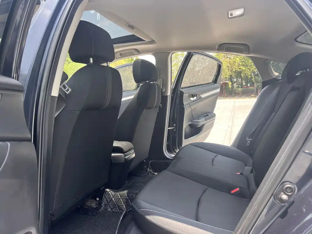 Honda Civic — фото 6