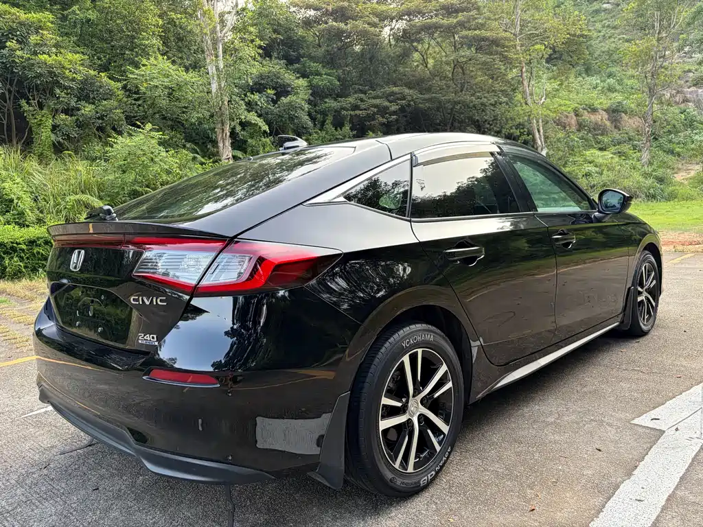 Honda Civic — фото 9