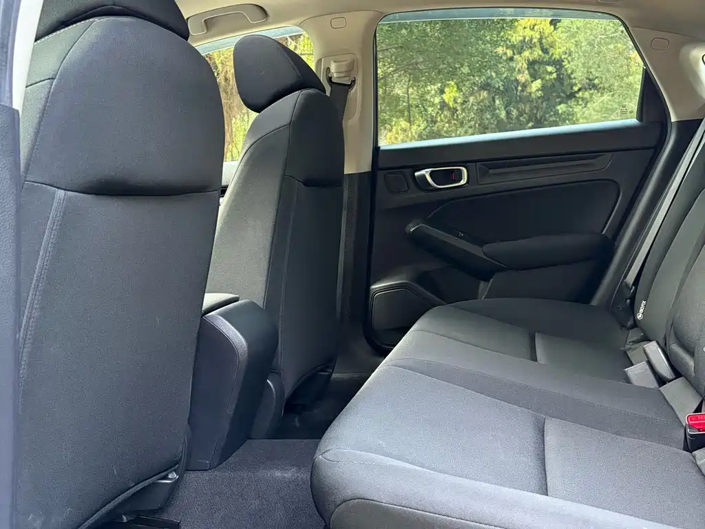 Honda Civic — фото 10