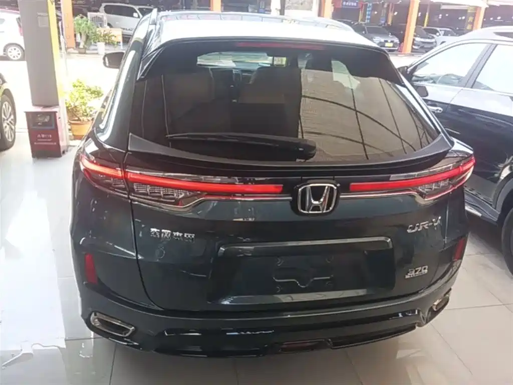 Honda UR-V — фото 6