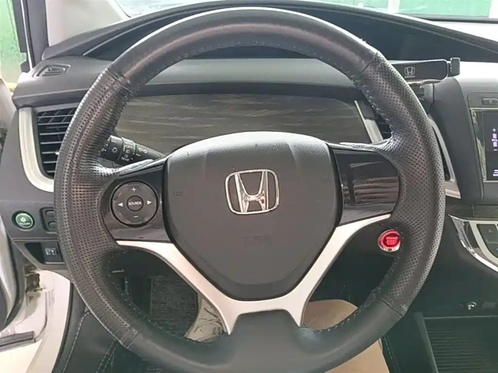 Honda Jade — фото 11