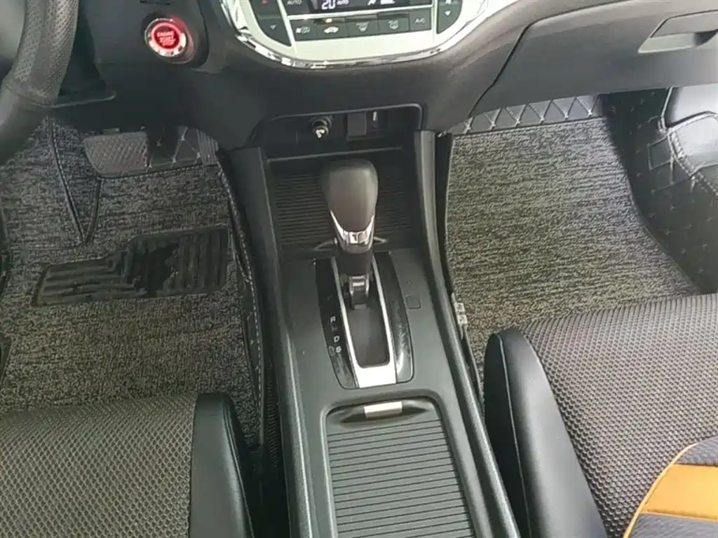 Honda Jade — фото 14