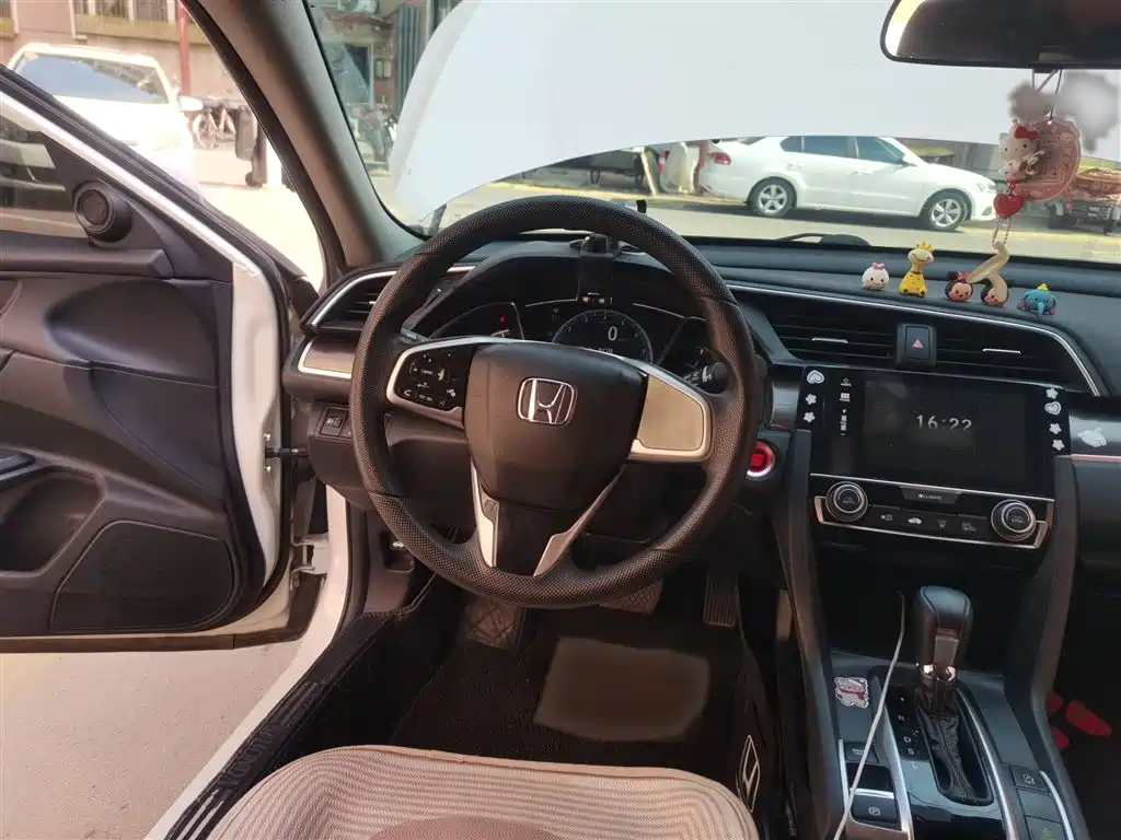 Honda Civic — фото 3