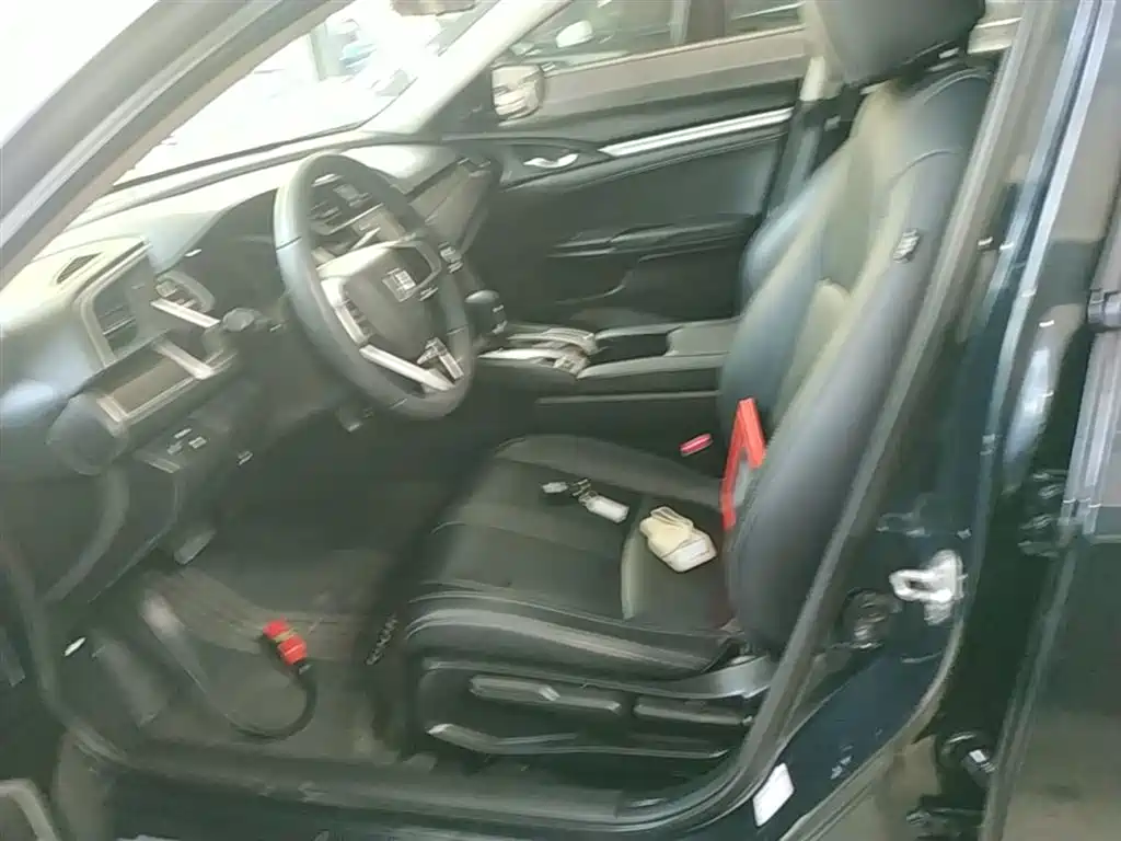 Honda Civic — фото 15