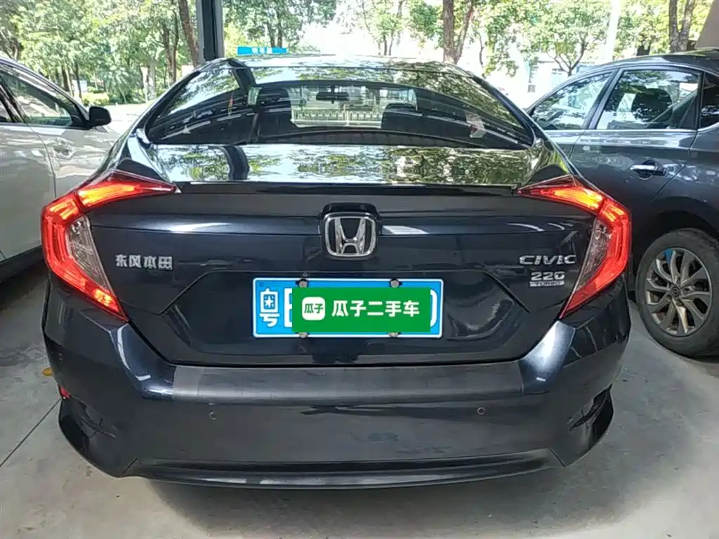 Honda Civic — фото 6