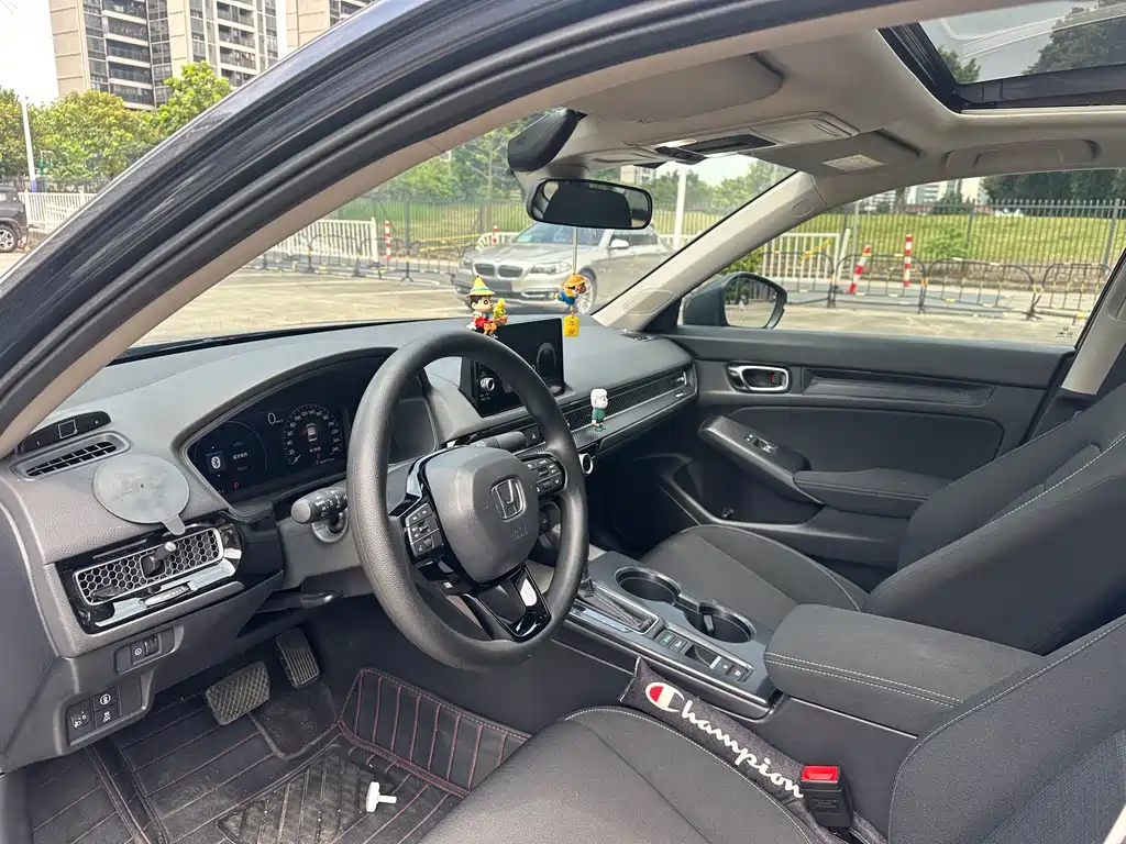 Honda Civic — фото 11