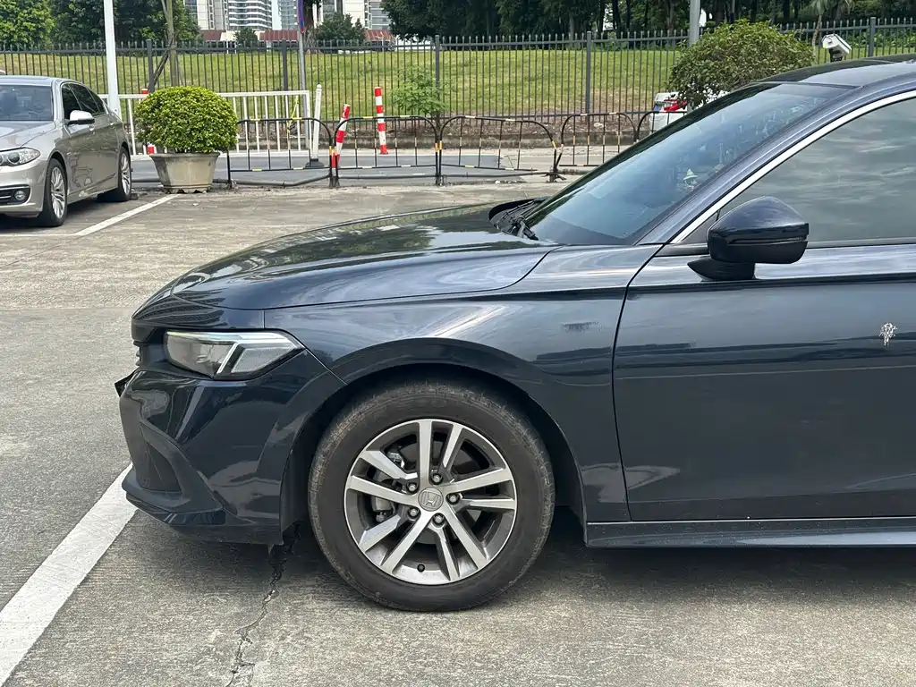Honda Civic — фото 7