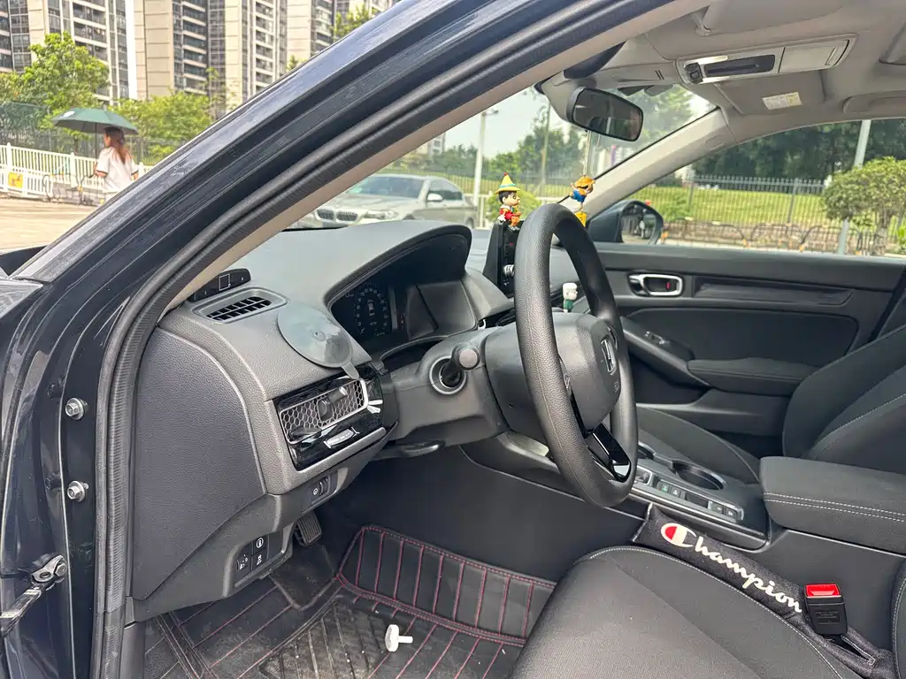 Honda Civic — фото 10