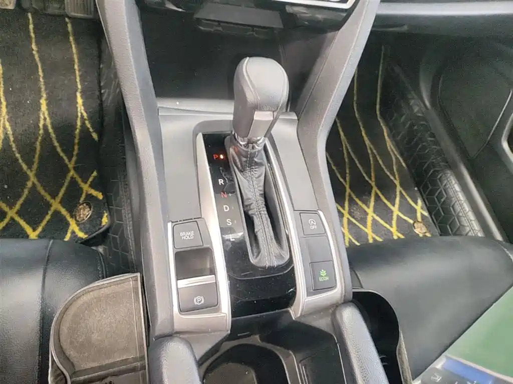 Honda Civic — фото 14