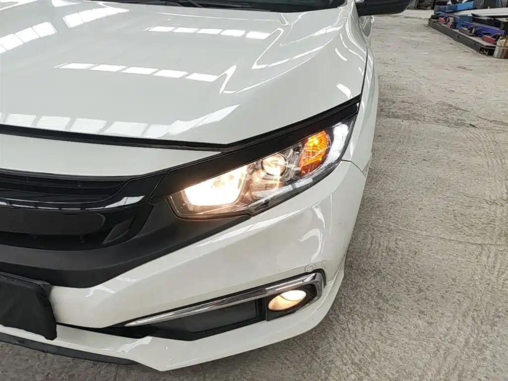 Honda Civic — фото 24