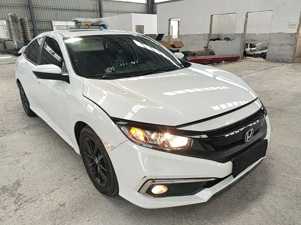 Honda Civic — фото 4