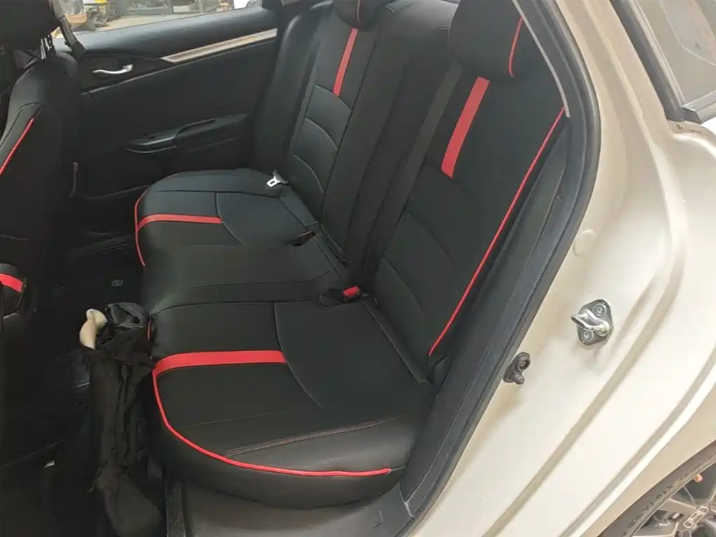 Honda Civic — фото 17
