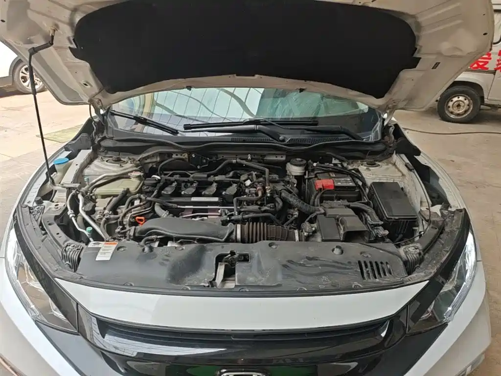 Honda Civic — фото 20