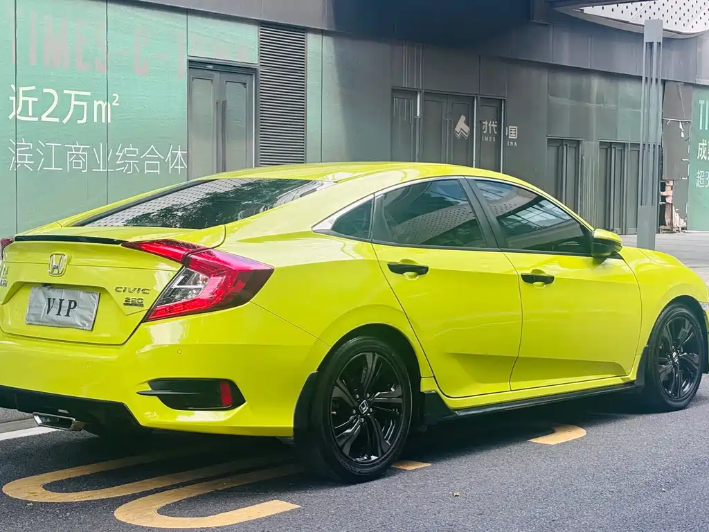 Honda Civic — фото 5