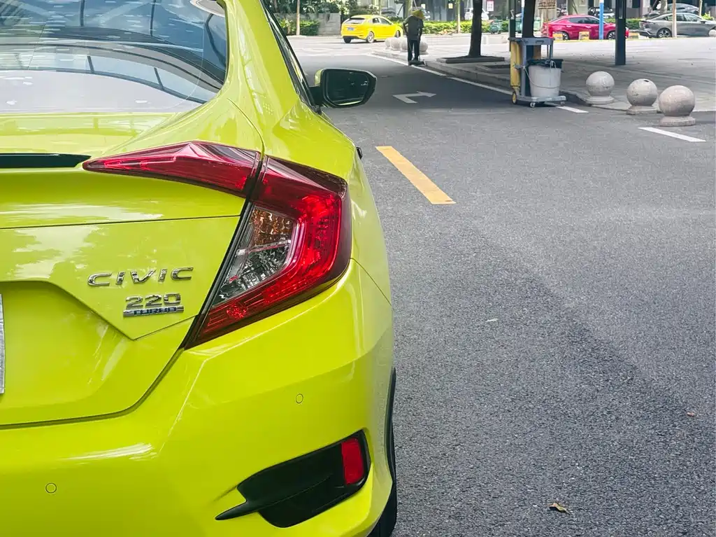 Honda Civic — фото 9