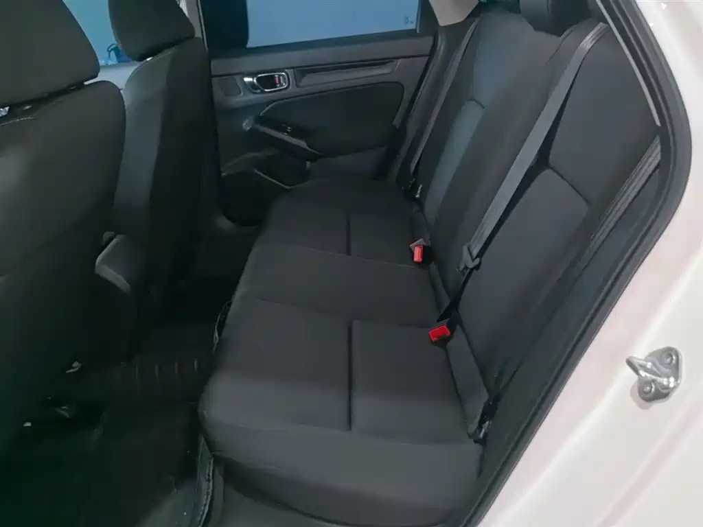 Honda Civic — фото 17