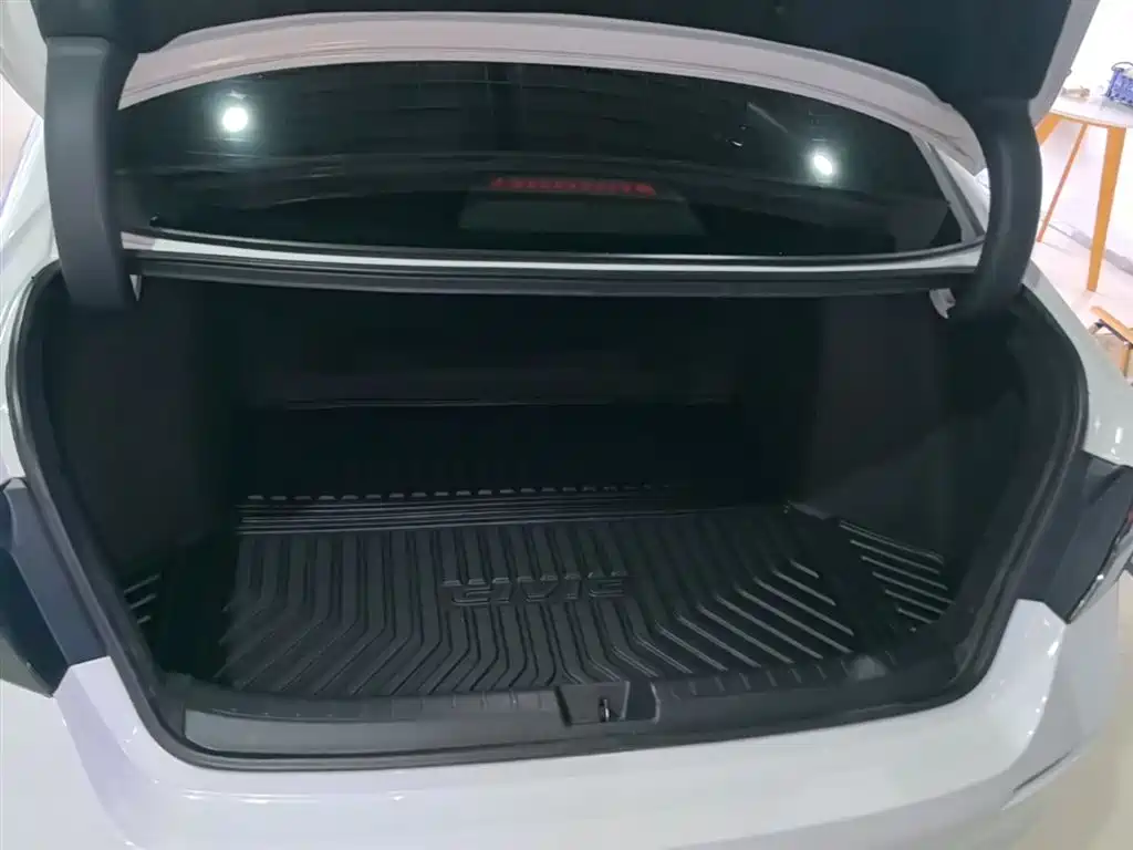 Honda Civic — фото 19