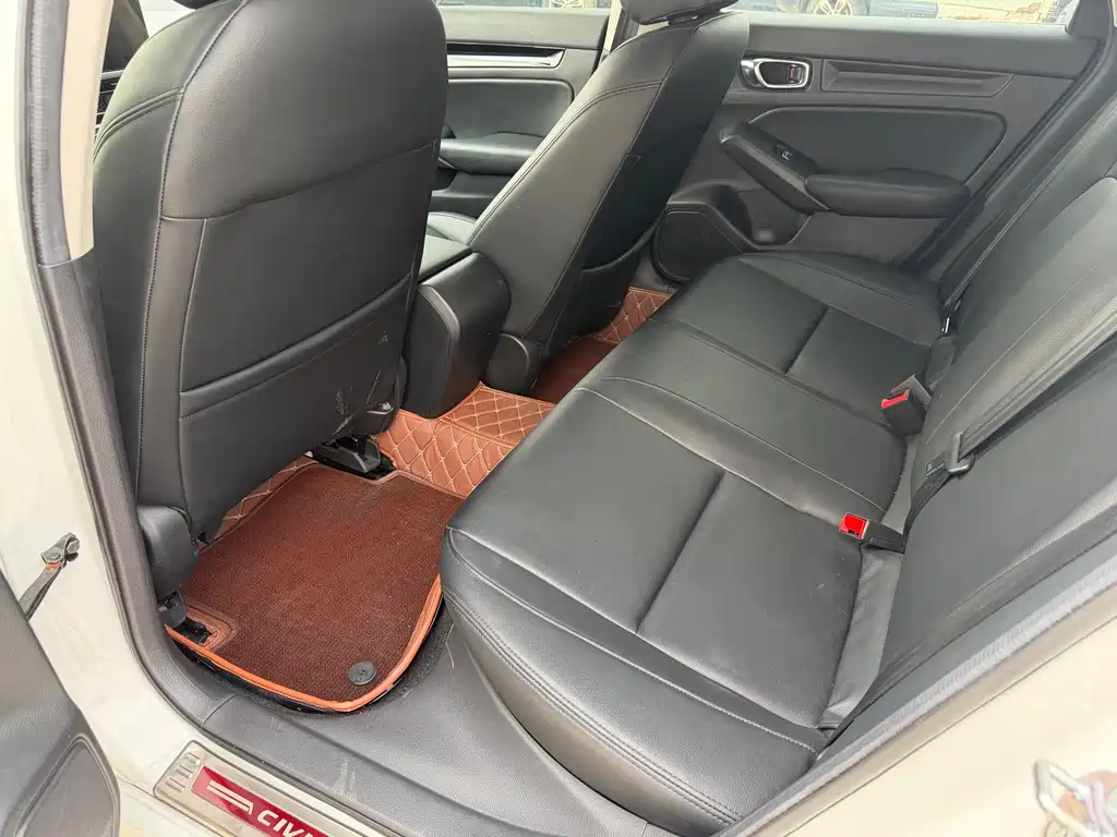 Honda Civic — фото 13