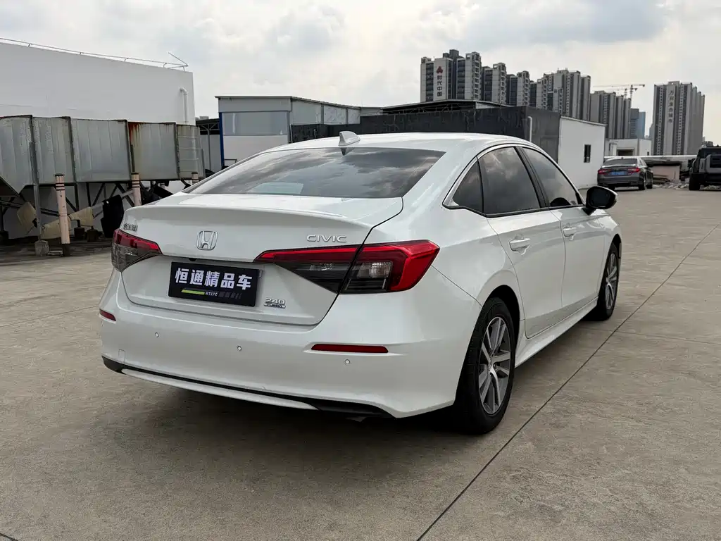 Honda Civic — фото 15