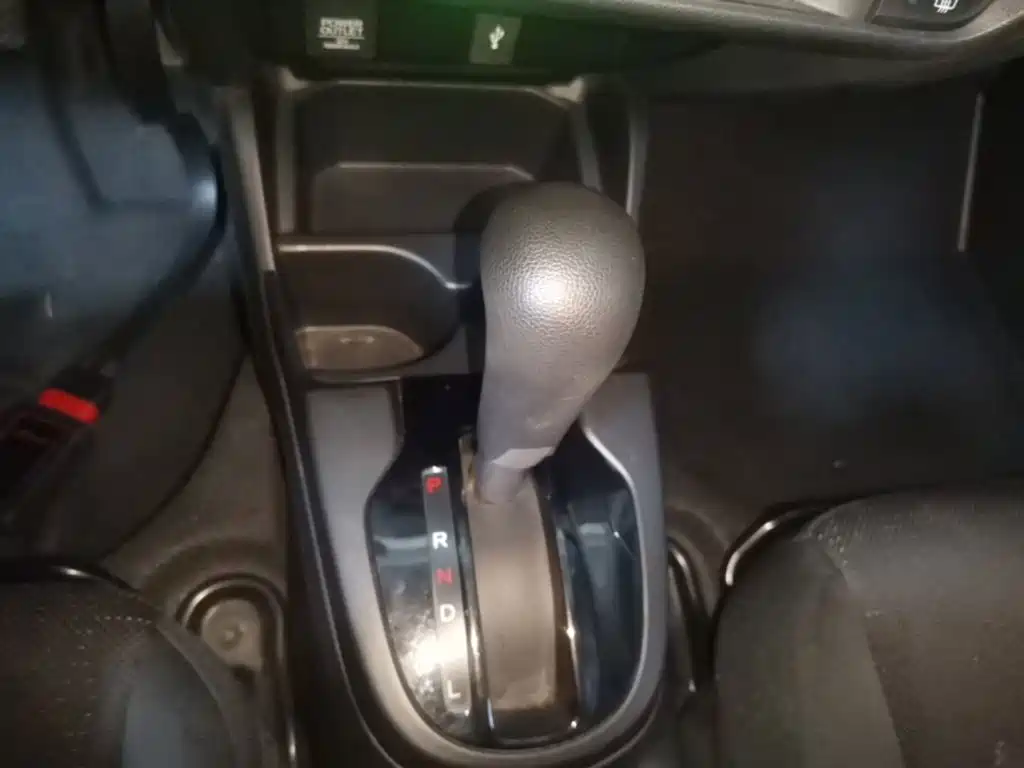 Honda Fit — фото 14