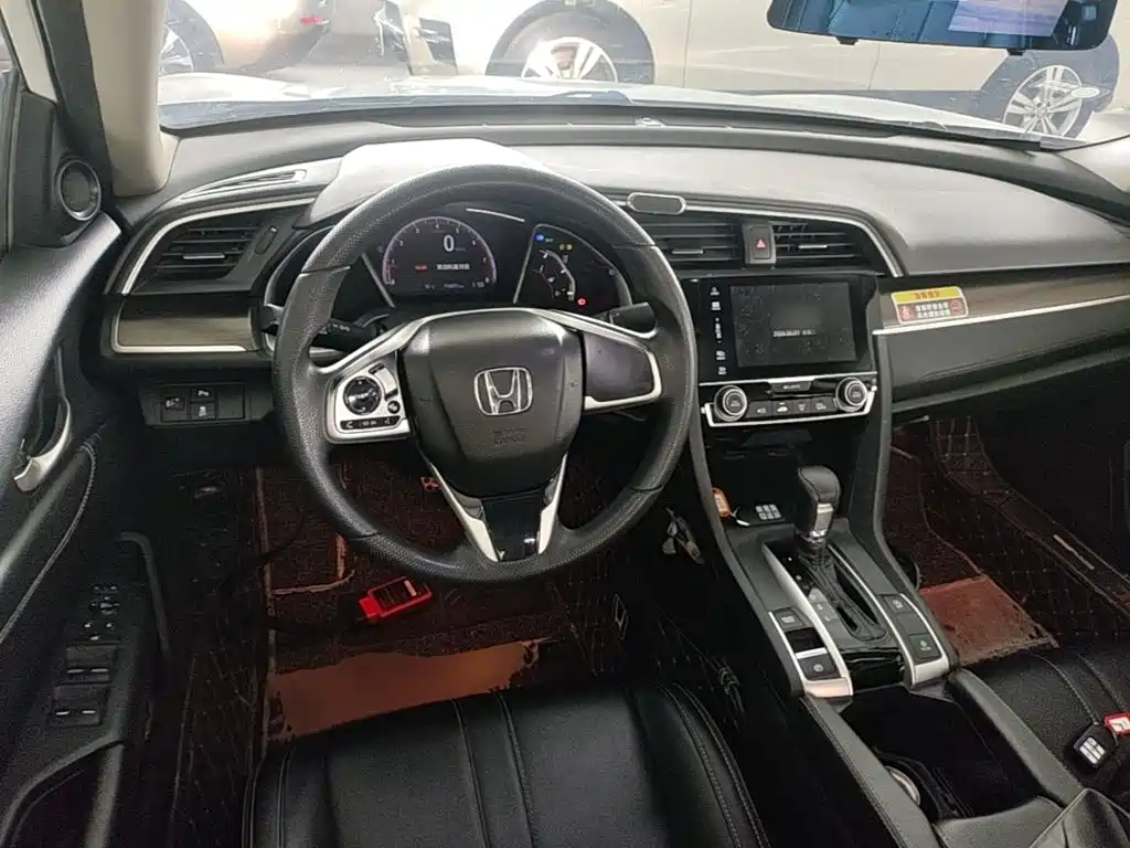 Honda Civic — фото 11