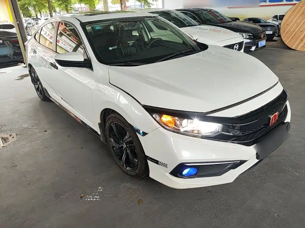 Honda Civic — фото 4