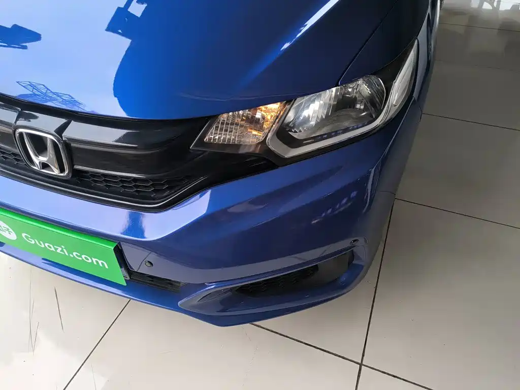 Honda Fit — фото 15