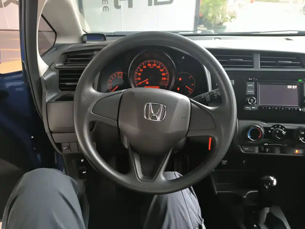Honda Fit — фото 3