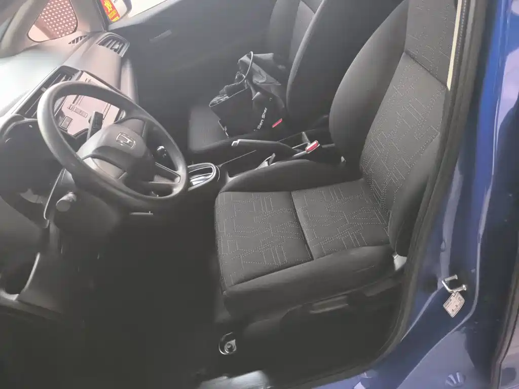 Honda Fit — фото 7