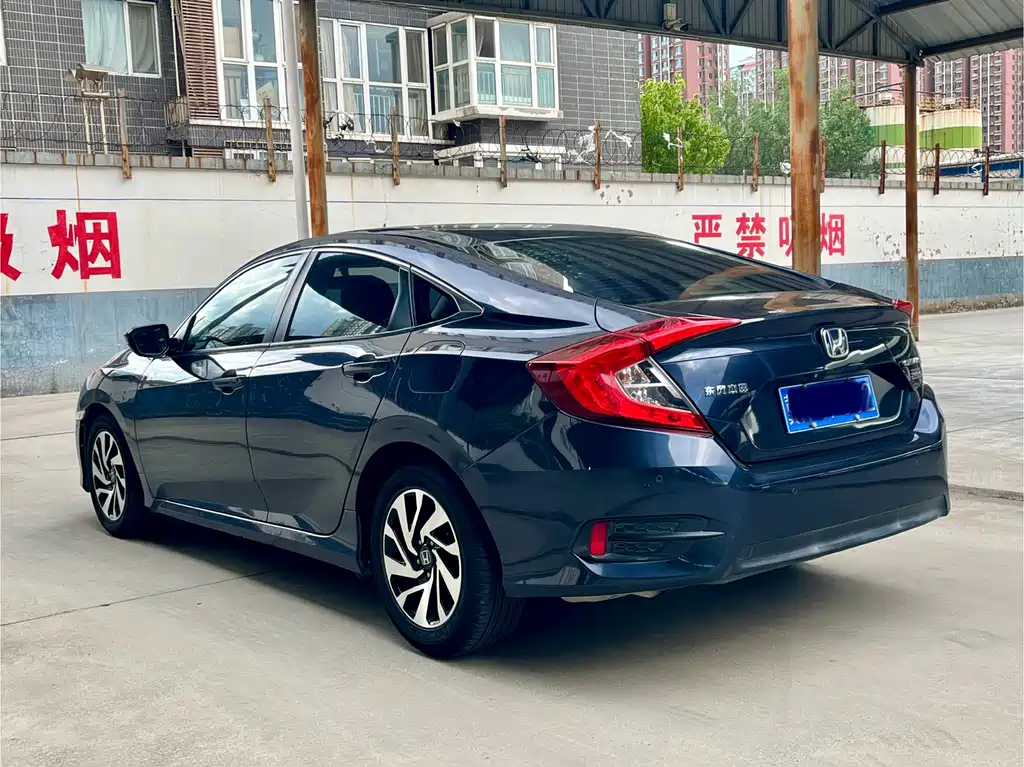 Honda Civic — фото 19