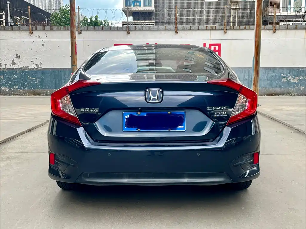 Honda Civic — фото 20