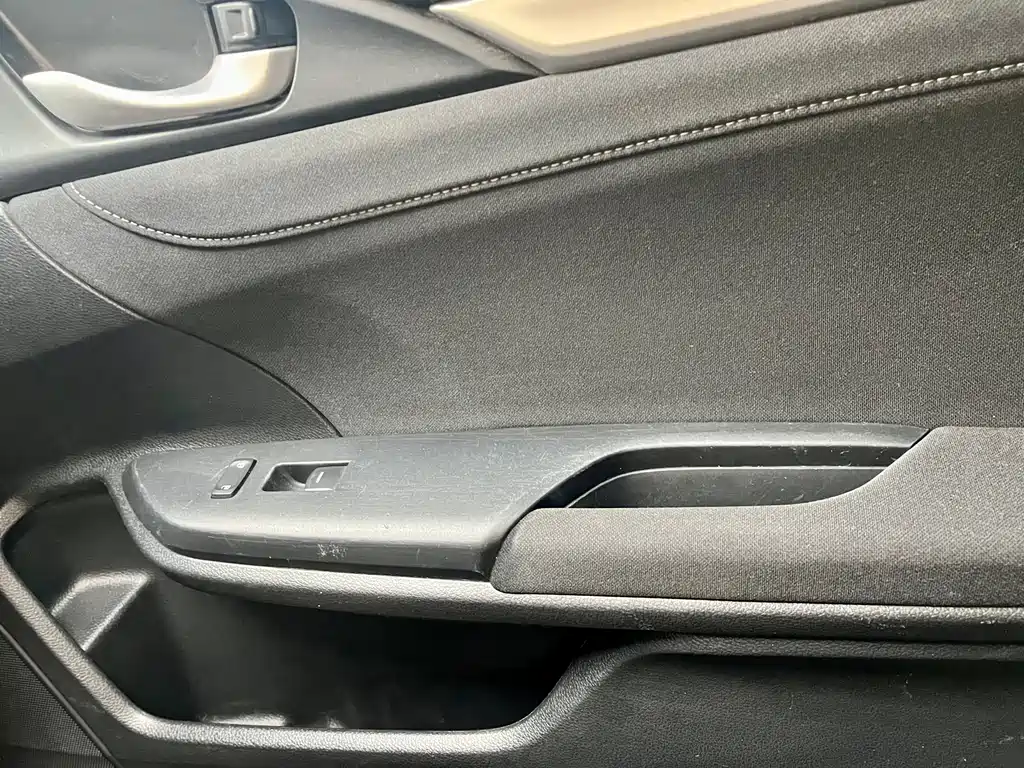 Honda Civic — фото 9