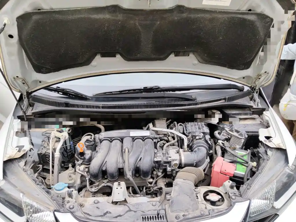 Honda Fit — фото 11