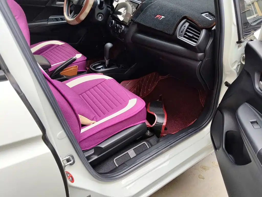 Honda Fit — фото 20
