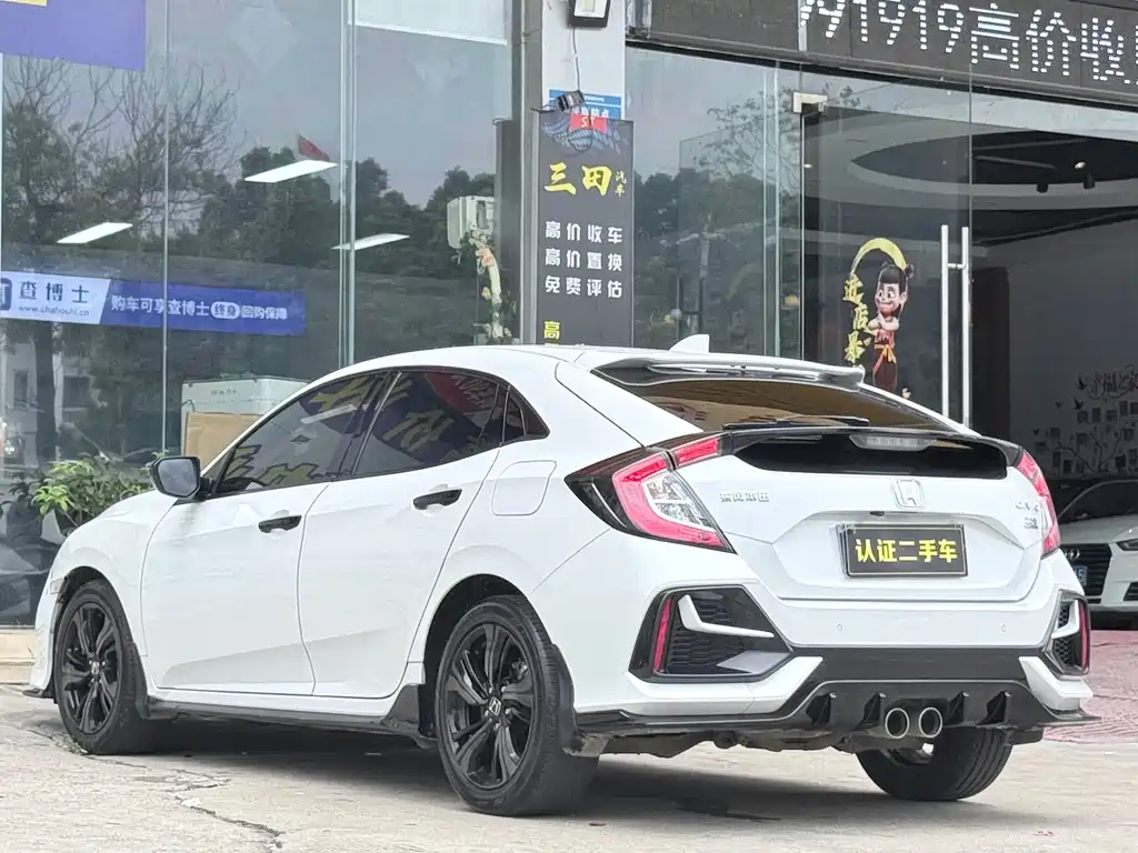 Honda Civic — фото 14