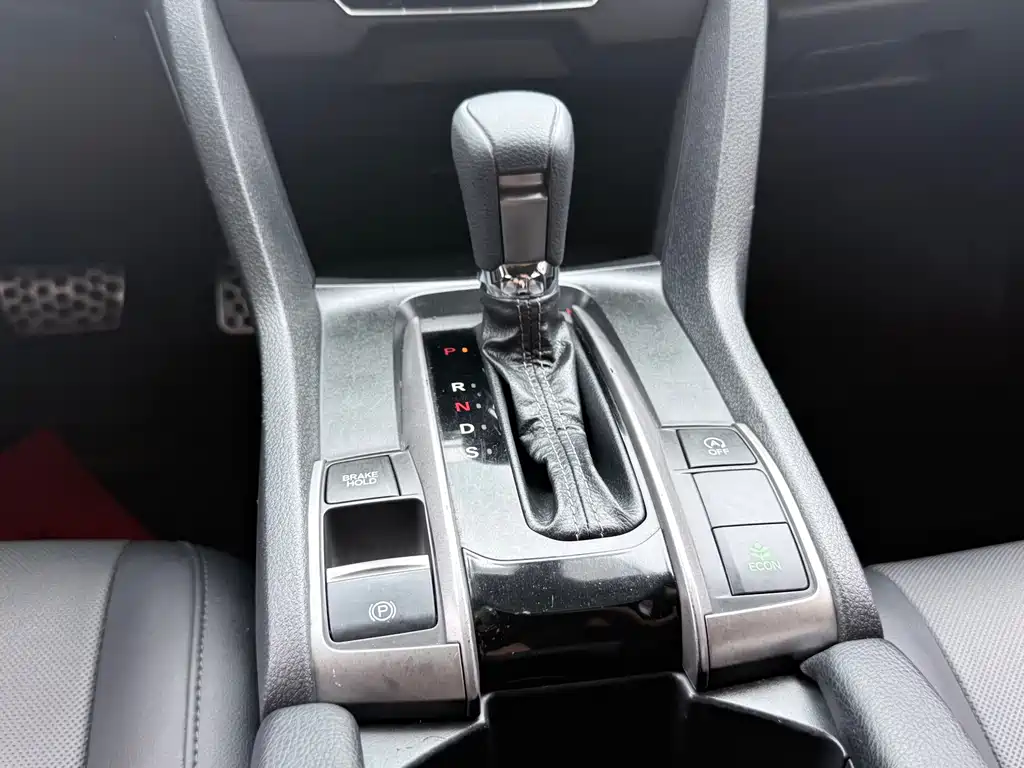 Honda Civic — фото 10